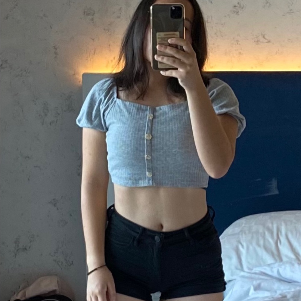 Meet your Posher, Alina